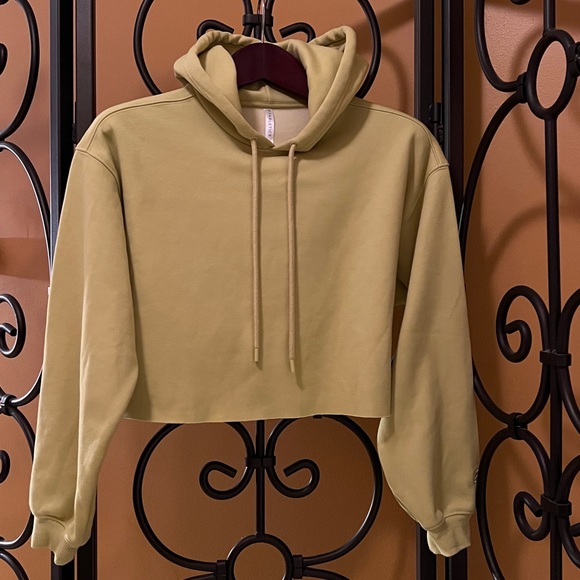 Fabletics Tops - FABLETICS Cozy Fleece Cropped Hoodie